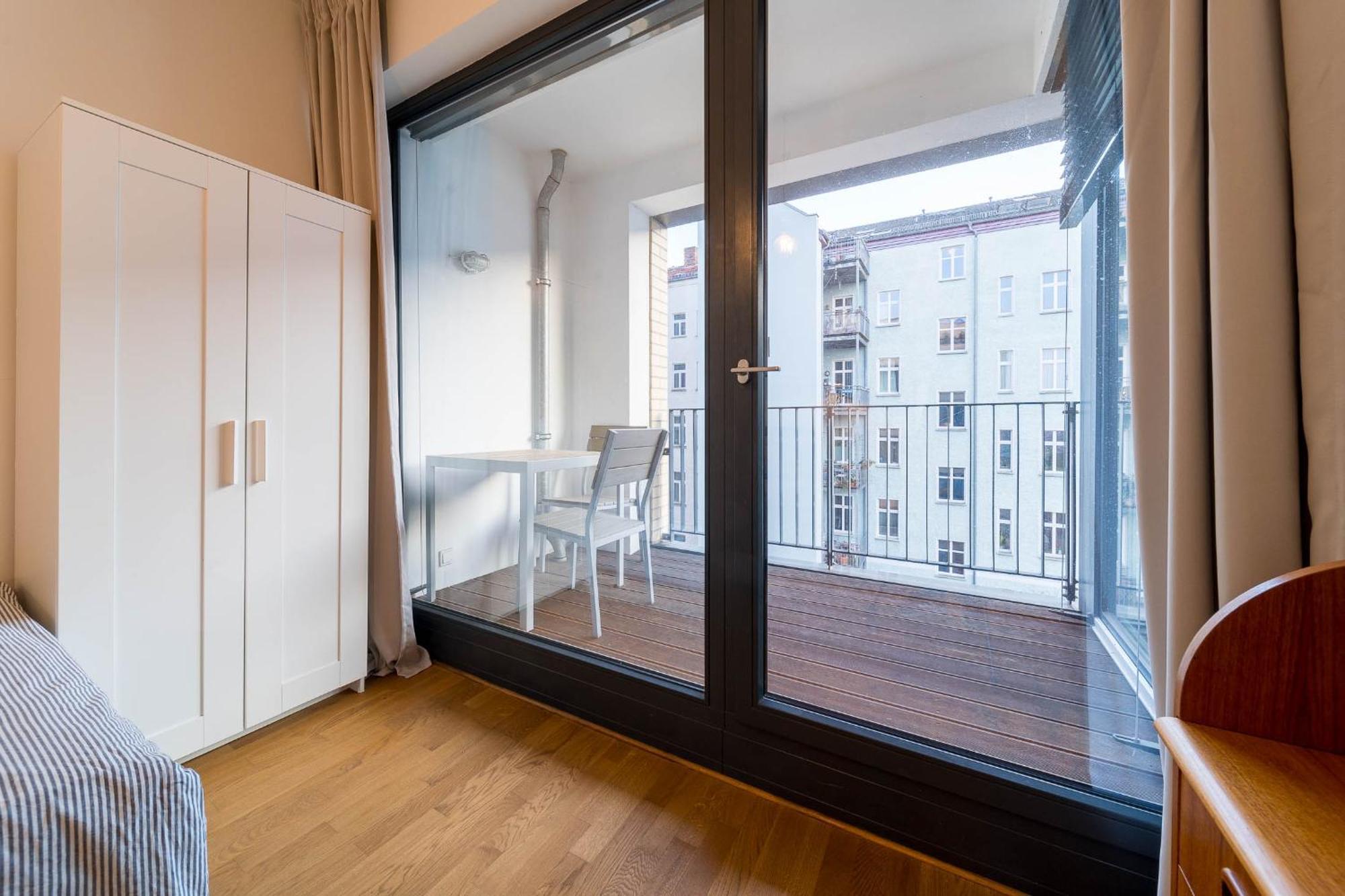 2 Bedroom Mauerpark-Apartment, Berlin Mitte View calendar Exterior foto