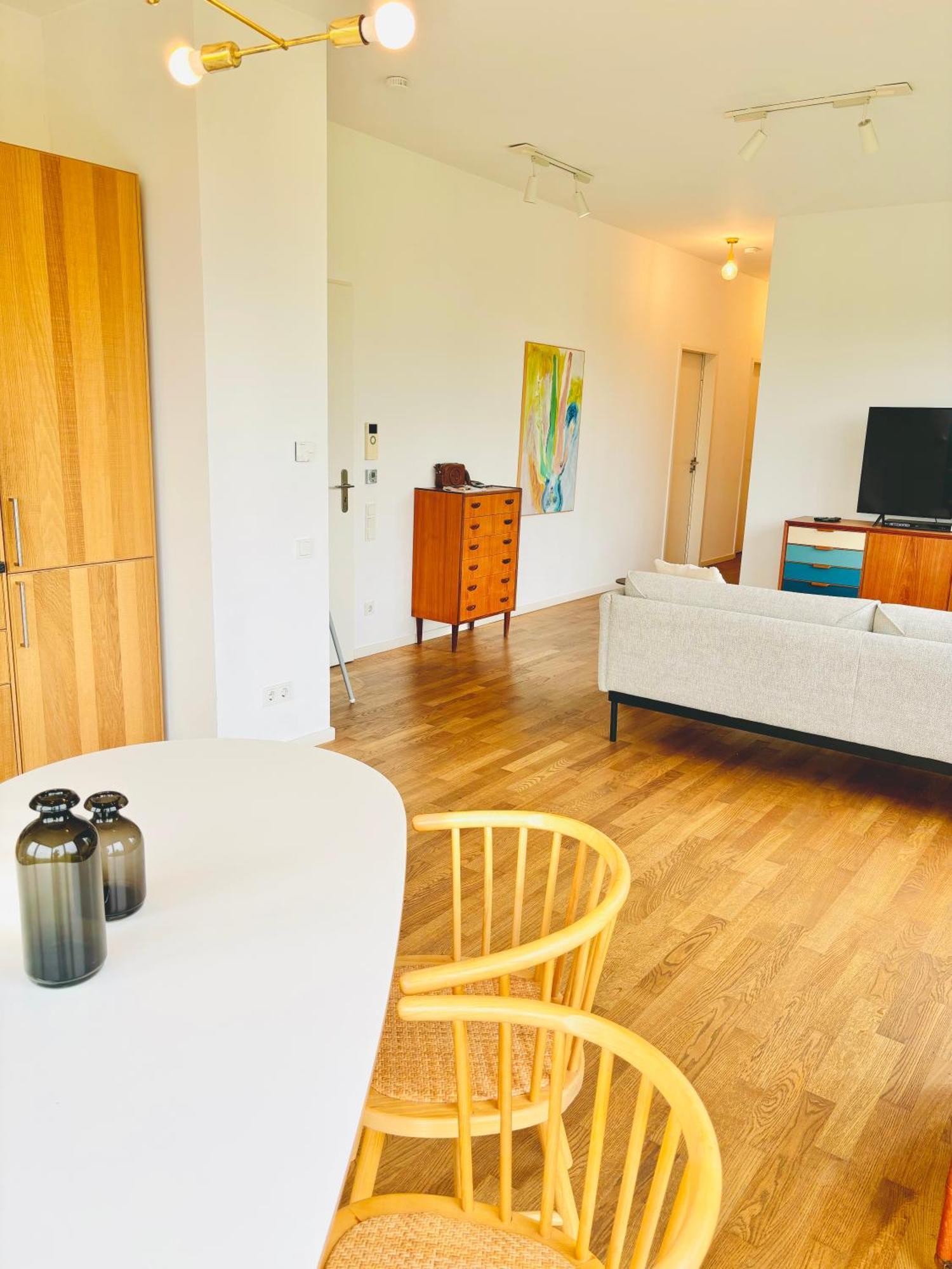 2 Bedroom Mauerpark-Apartment, Berlin Mitte View calendar Exterior foto