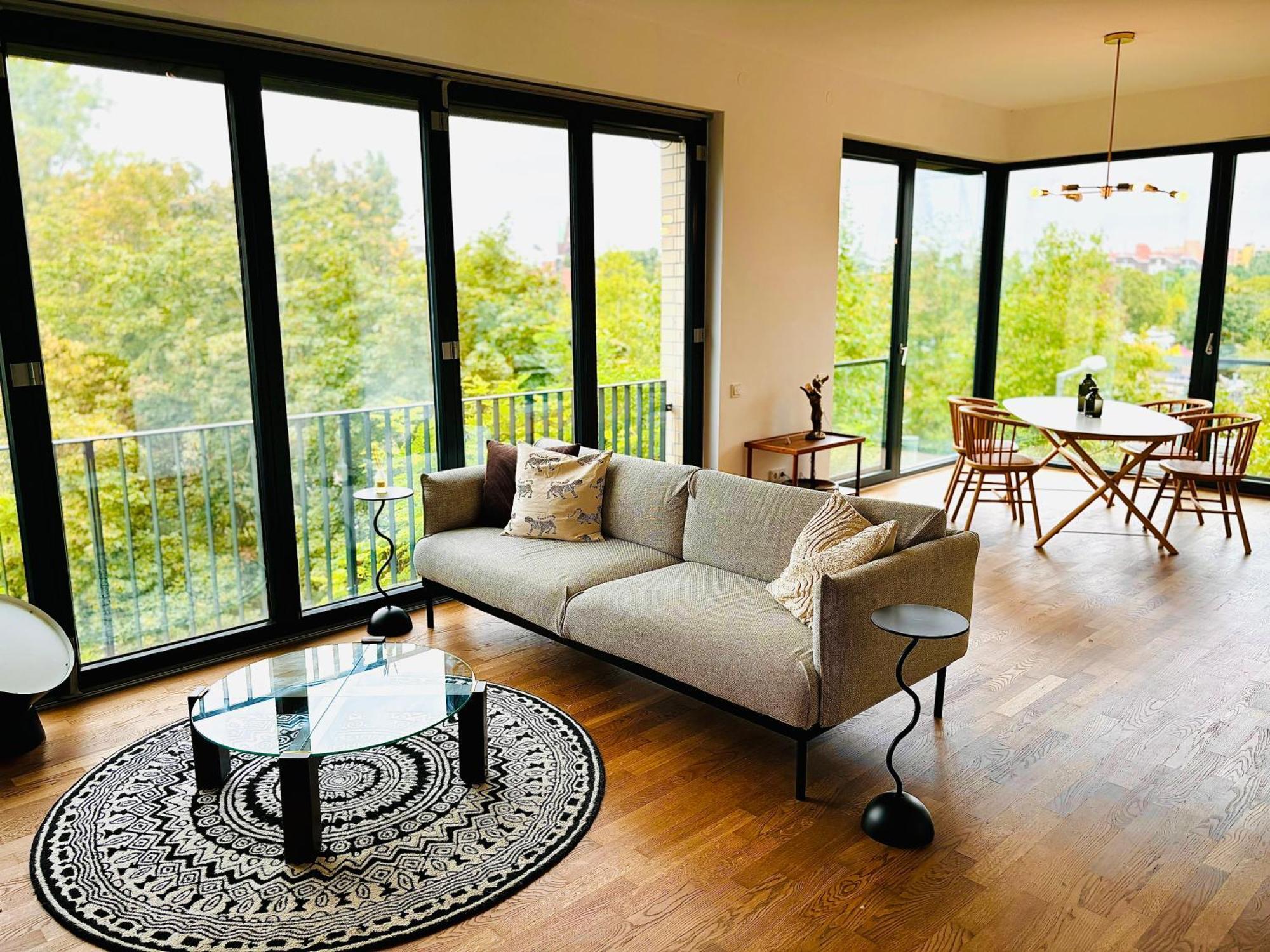 2 Bedroom Mauerpark-Apartment, Berlin Mitte View calendar Exterior foto